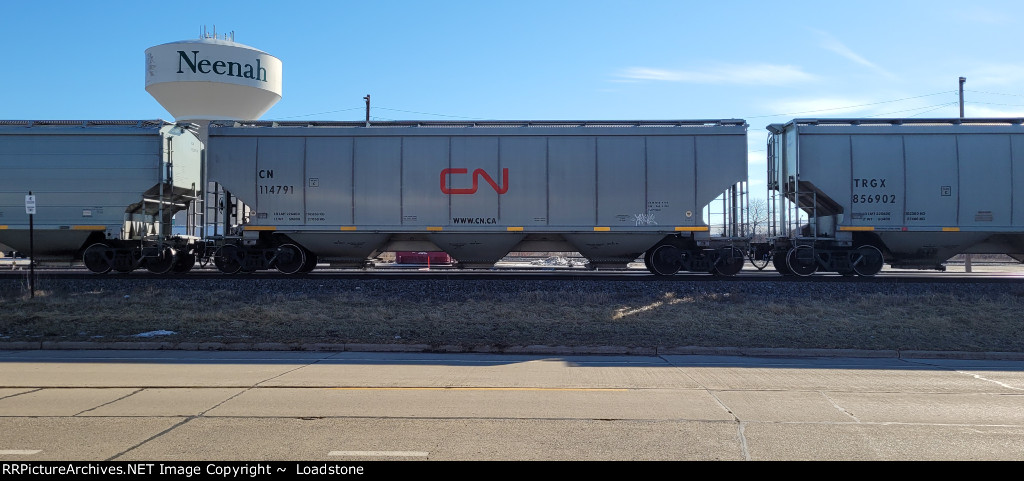 CN 114791